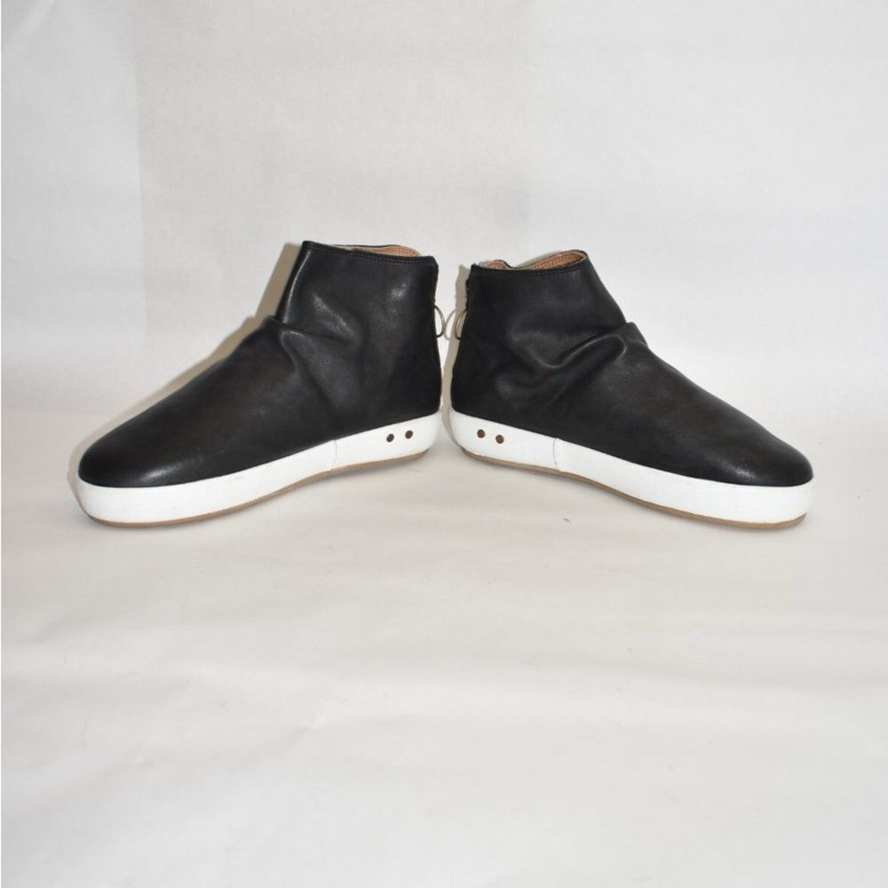 BEEK JAEGER BOOT SNEAKER IN BLACK 8M